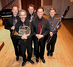 The Arizona Wind Quintet will perform for free Monday at 7 p.m. in Holsclaw Hall. The performance will feature songs by August Klughardt, Paul Taffanel and Francis Poulenc. 