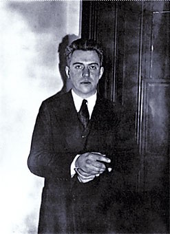 Hart Crane, pictured above, a legendary poet who threw himself off of a cruise ship in 1932, is part of a special summer exhibit at the UA Poetry Center. 
