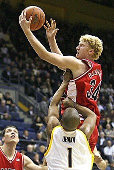 Freshman guard Chase Budinger was named the Pacific 10 Conferences Freshman of the Year yesterday, becoming the first Wildcat to do so since former guard Salim Stoudamire earned the award in 2002.