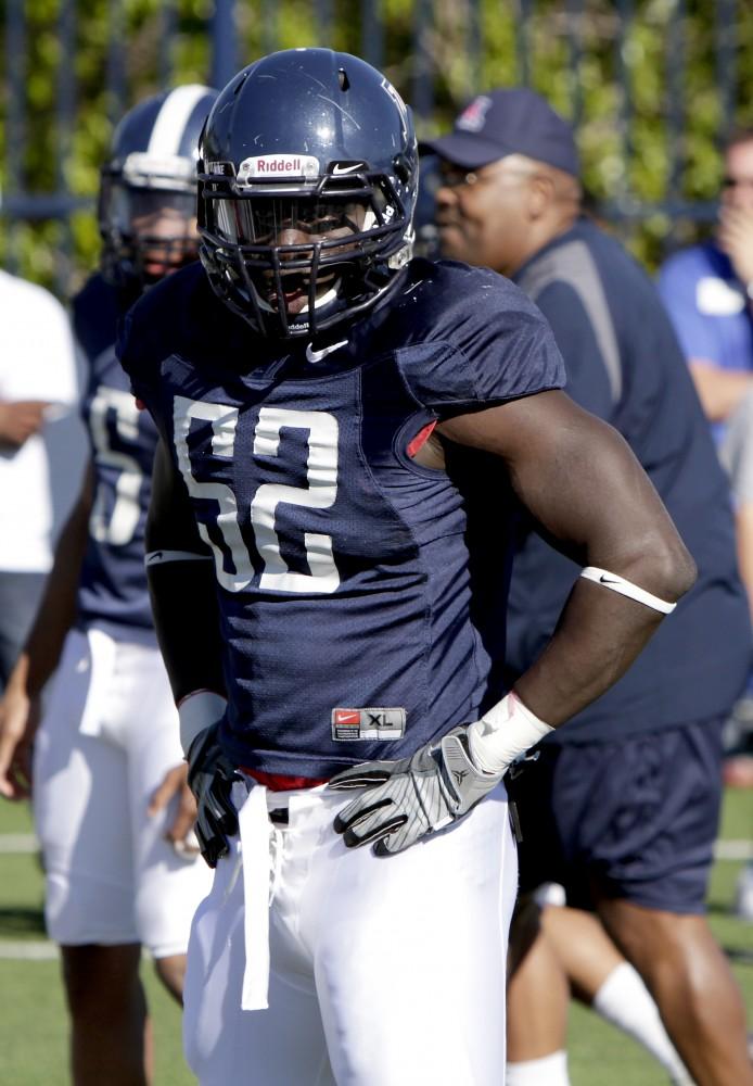 Arizona Linebacker Didnt Travel Normal Road The Daily Wildcat