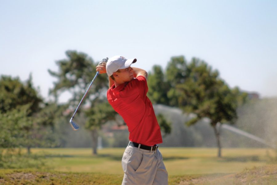 Robert Alcaraz / Arizona Daily Wildcat

Erik Oja, a junior from Sweden, practices with the UA golf team on Oct. 1, 2012.