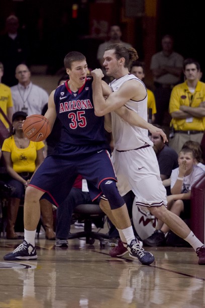 Tyler Besh /  Arizona Daily Wildcat

Mens basketball vs ASU