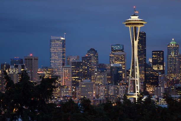Seattle%26apos%3Bs+Space+Needle+is+centerpiece+to+the+skyline+view+from+Kerry+Park+on+Queen+Anne+Hill.+%28Christopher+Reynolds%2FLos+Angeles+Times%2FMCT%29