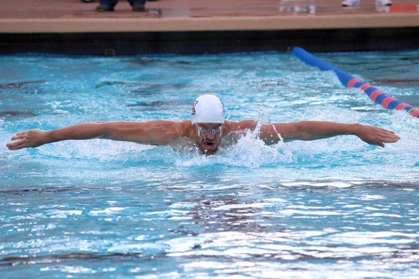 Drew+Gyorke+%2F++Arizona+Daily+Wildcat%0A%0ANimrod+Shapria-Or+swimming+the+200+yard+butterfly.+Nimrod+was+one+of+the+11+honored+for+senior+day+at+the+beginning+of+the+meet.