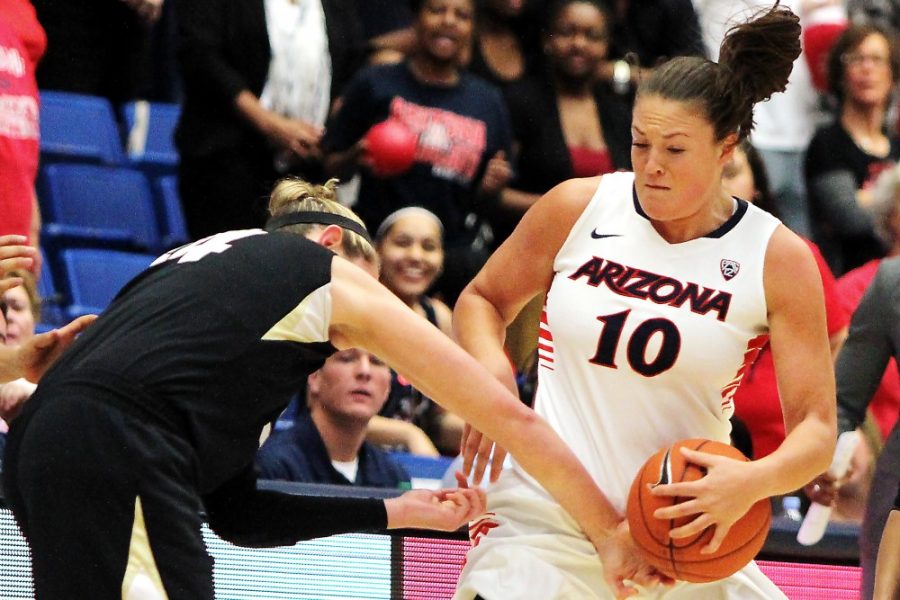 Rebecca+Marie+Sasnett%2F+The+Daily+Wildcat%0A%0ASenior+guard+Kama+Griffitts+steals+the+ball+during+the+first+half+of+Arizonas+61-56+loss+against+Colorado+at+McKale+Center+on+Sunday.