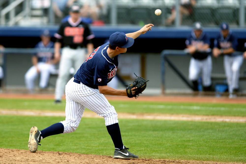 Arizona baseball team eliminated from College World Series after blowout  loss to Stanford – The Daily Wildcat