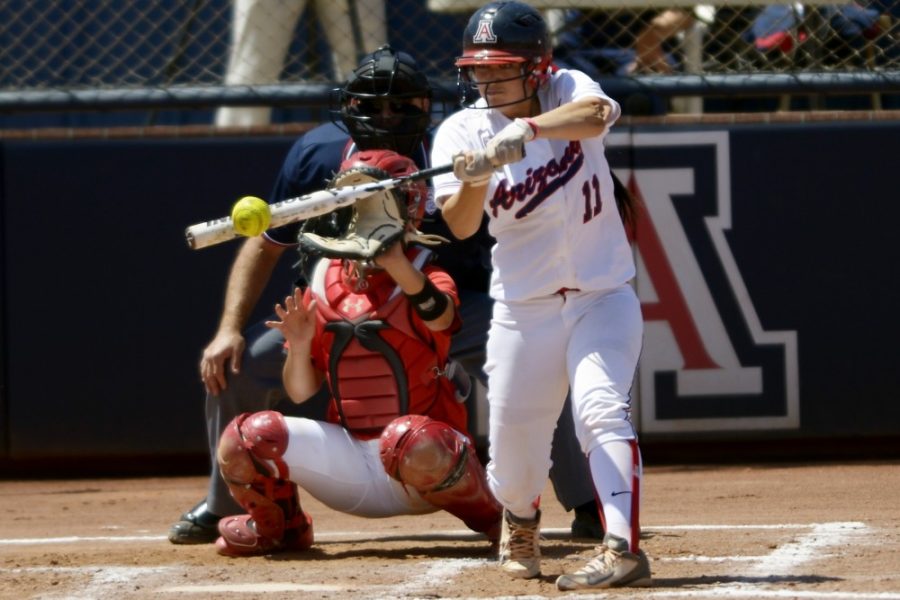 Arizona+freshman+second+baseman+Mo+Mercado+hits+a+solo+homerun+in+the+fifth+inning+of+Arizonas+8-3+victory+over+Utah+at+Hillenbrand+Stadium+on+Sunday.+The+Wildcats+hit+four+homers+on+Sunday%2C+extending+their+NCAA-leading+number+of+homeruns+to+92+and+improving+to+27-0+at+home.