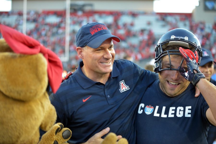 Arizona+football+head+coach+Rich+Rodriguez+grins+after+Casey+Skowrons+game-winning+kick+during+Arizonas+27-26+win+against+Washington+on+Nov.+15+at+Arizona+Stadium.+The+Wildcats+won+their+ninth+game+of+the+season+on+Saturday%2C+preserving+the+teams+Pac-12%26%23160%3Btitle+game+hopes.
