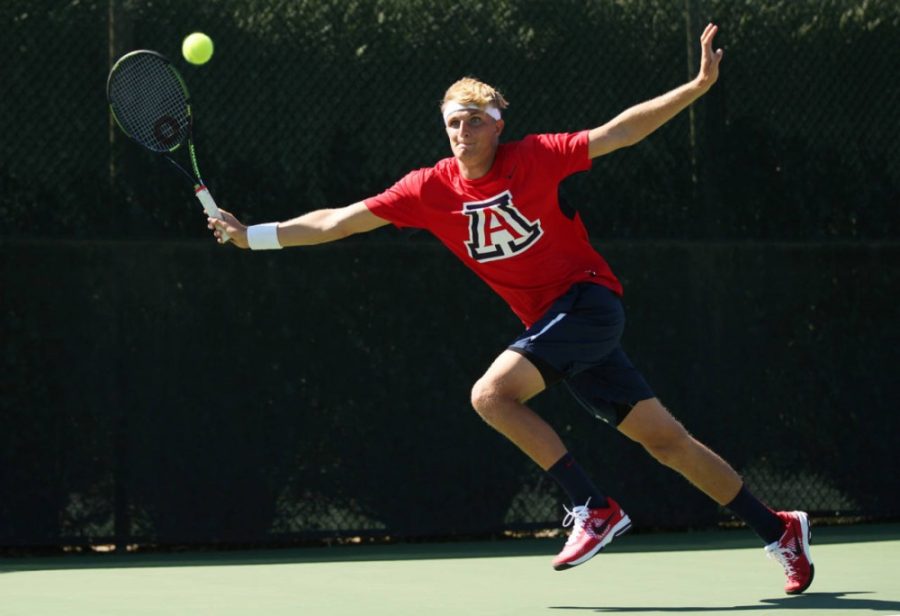 Tennis+athlete+Oliver+Plaskett+returns+the+ball+in+a+volley.+Photo+Courtesy+of+Arizona+Athletics.