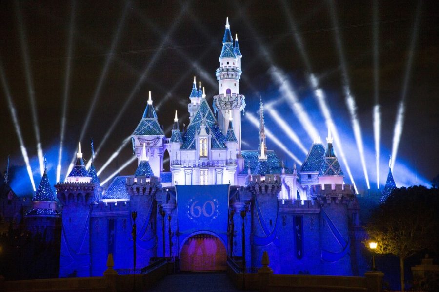 Disneyland+debuts+its+new+Disneyland+Forever+fireworks+show+in+celebration+of+its+60th+anniversary+on+May+21%2C+2015.+One+of+the+little-known+facts+about+Disneyland+Park+is+that+parkgoers+can+commandeer+the+Mark+Twain+Riverboat.