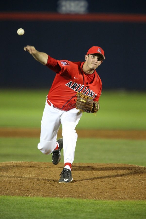 3/2/2016.   Senior pitcher Nathan Bannister (35)  during the Wildcats 2-0 win over the Cal-State Fullerton Titans.  Hi-Corbett Field, Tucson, AZ.   