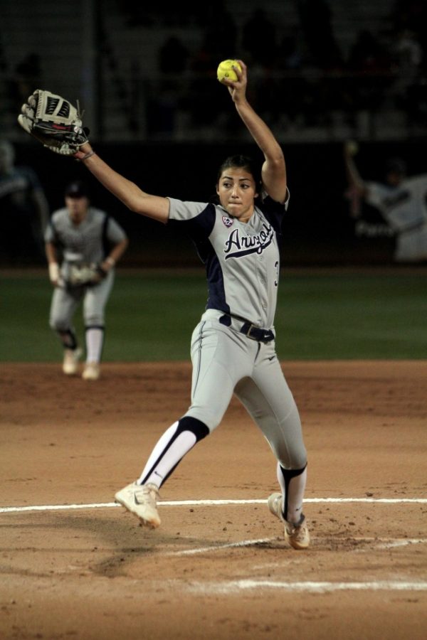 Arizona+pitcher+Danielle+OToole+%283%29+pitches+the+ball+during+Arizonas+6-3+win+against+BYU+on+March+4.+The+Wildcats+are+3-1+so+far+at+the+Wildcat+Invitational.