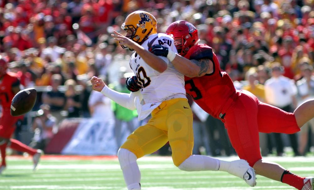 Scooby Wright makes Browns roster