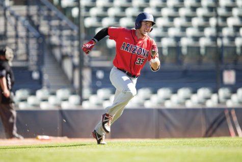 November 19, 2016. Freshman infielder Cameron Cannon (35) during Arizona Baseball's Wild vs Cats Fall World Series. Hi Corbett Field, Tucson, AZ.