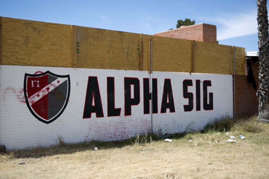A+mural+on+the+side+of+a+wall+at+the+Alpha+Sigma+Phi+House.