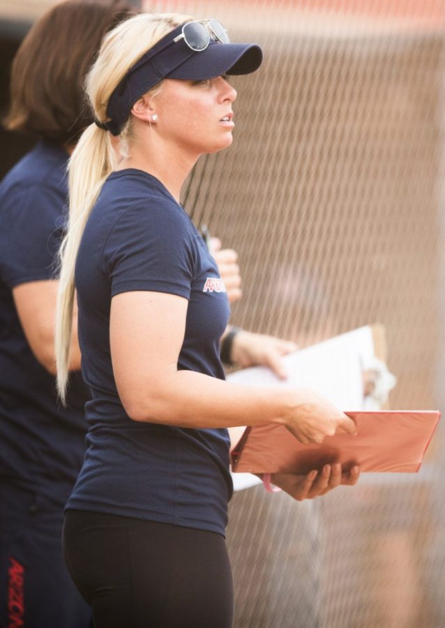 Taryne Mowatt, the new Arizona softball pitching coach, at a softball practice.