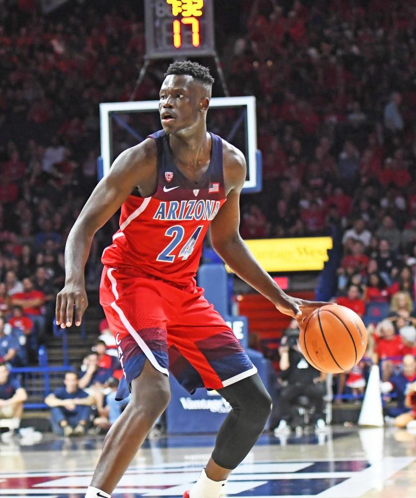 Emmanuel Akot during the McDonald's Red-Blue game on Oct. 20 in McKale Center.