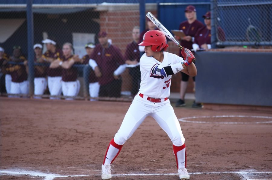 Alyssa+Palomino+takes+a+swing+at+the+ball+during+the+game+against+ASU+on+April+28%2C+2017.+Palomino+is+an+outfielder+for+Arizonas+softball+team.