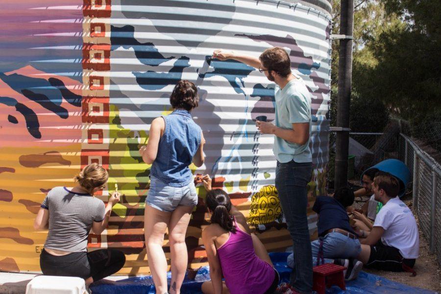 Students+for+Sustainability+paint+the+mural+at+the+U+of+A+Community+Garden+on+Saturday%2C+March+31%2C+2018.