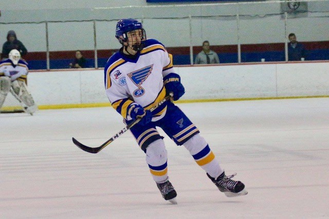 Matthew Hohl of the St. Louis Jr. Blues Hockey team will be joining the UA hockey team next season as an incoming freshman.