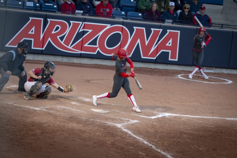 <p>Jessie Harper (19) goes up to bat during the Arizona-Alabama on Saturday Feb. 16 in Tucson, Ariz. in the Hillenbrand Stadium. The Wildcats lost to Alabama 1-6.</p>