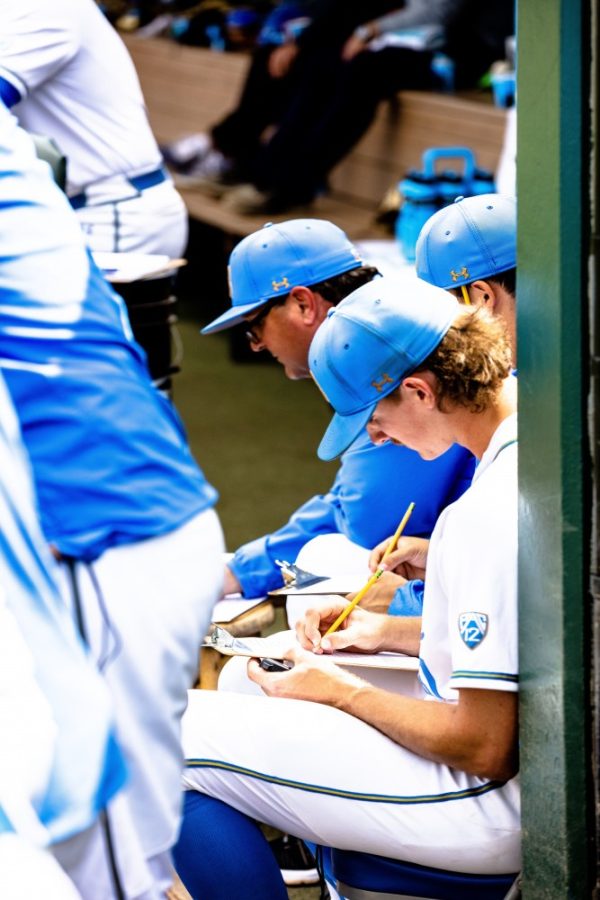 The+number+one+ranked+team+in+the+nation+UCLA+baseball+bench+takes+notes+during+the+game+vs+Arizona+on+Saturday%2C+March+23rd.