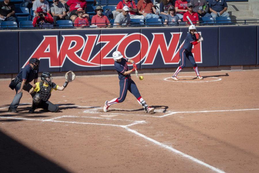 Arizona+softball+sweeps+Utah+on+the+road%2C+improves+to+12-0+in+conference+play
