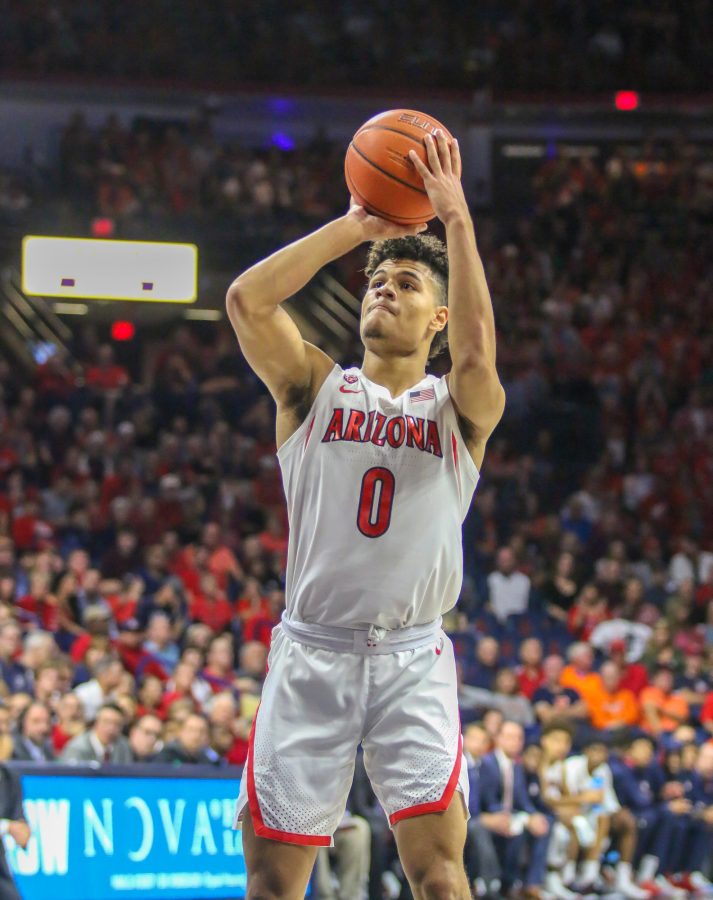 Josh Green focuses on the basket while throwing a free-throw during the first period of the Arizona-Illinois game on Sunday November 10.