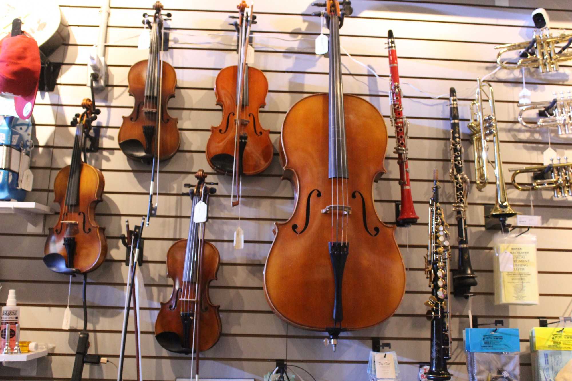 Chicago Music Store varies of Orchestra instruments such as Violins, Violas, and Cellos as well as Clarinets.
