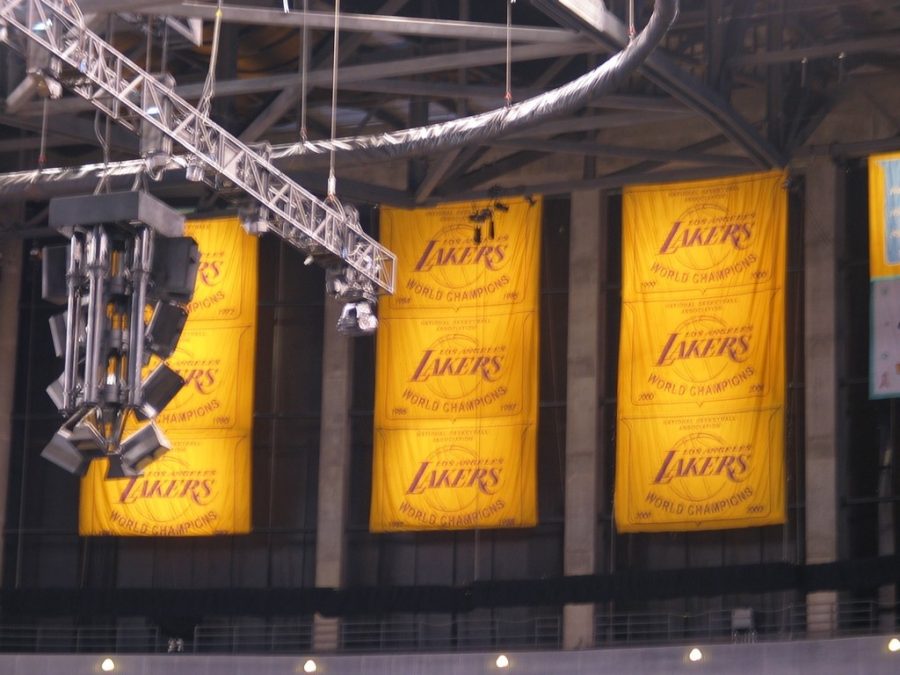 Lakers Championship Banners by jshyun is licensed under CC BY-NC-ND 2.0