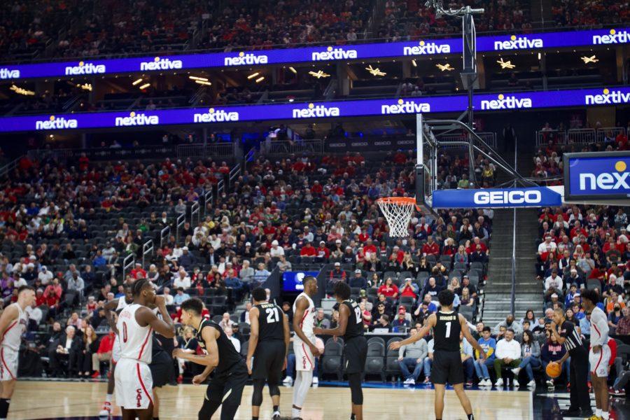The Arizona mens basketball team faced off against the University of Colorado Boulder Buffaloes at T-Mobile arena on Friday, March 11 in the semifinals of the Pac-12 Tournament. 