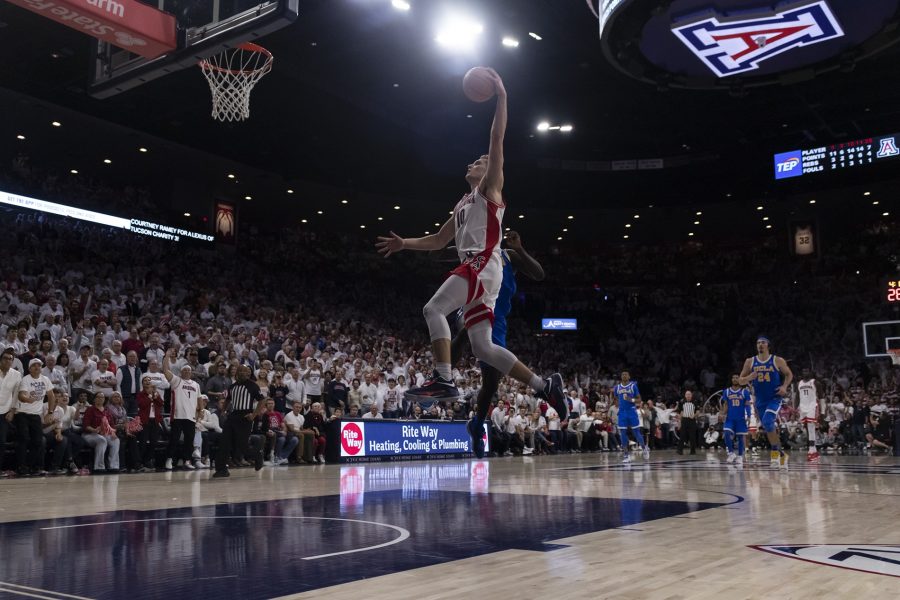Arizona men’s basketball forward Azuolas Tubelis attempts to dunk on Jan. 21 in McKale Center in Tucson. The Wildcats 58-52.