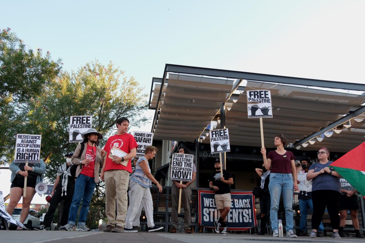 Protesters assemble on University Boulevard in support of Lebanon on Sept. 24. The protestors demanded an immediate ceasefire to the hostilities in Lebanon that began the week prior.