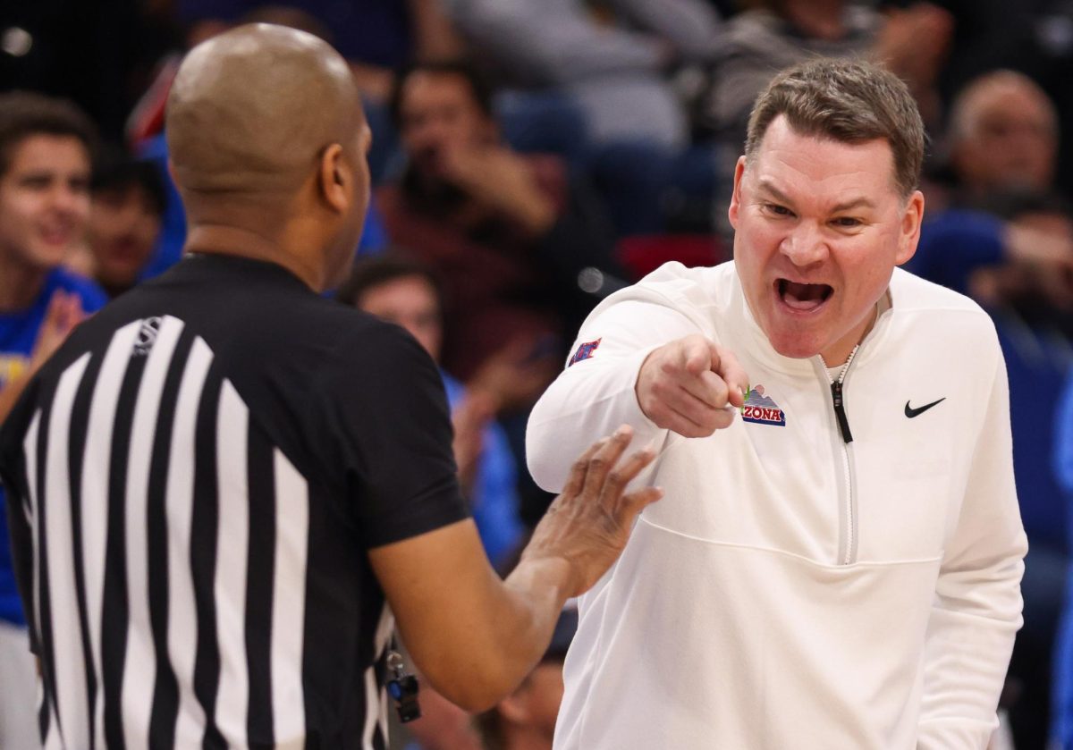 Tommy Lloyd vents his frustrations with a call in the Intuit Dome in Los Angeles on Nov. 14.
