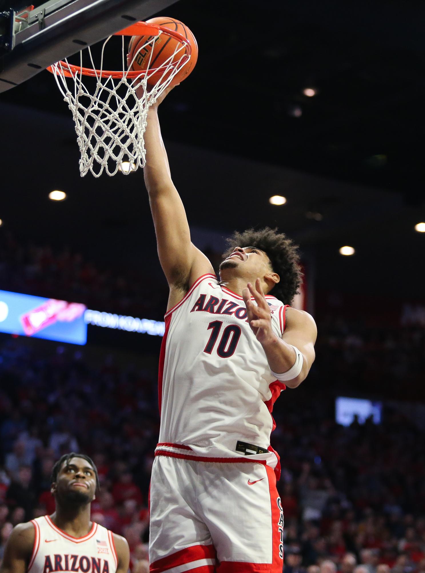 No. 1 Arizona men’s basketball suffer a devastating loss against No. 9 University of Kansas