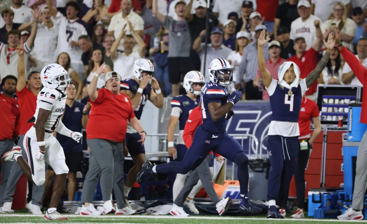 Arizona football rolls past West Virginia